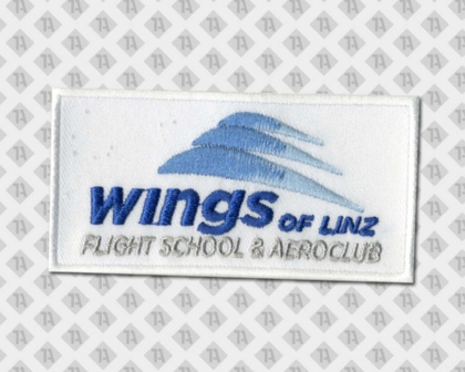 Aufnäher Patch gestickt mit gesticktem Rand rechteckig blau weiß Flugschule Firmen